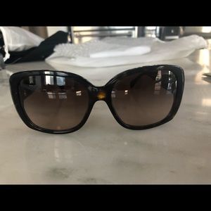 Chanel shades